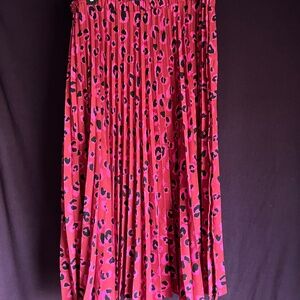 Pink Animal Print Pleated Skirt
